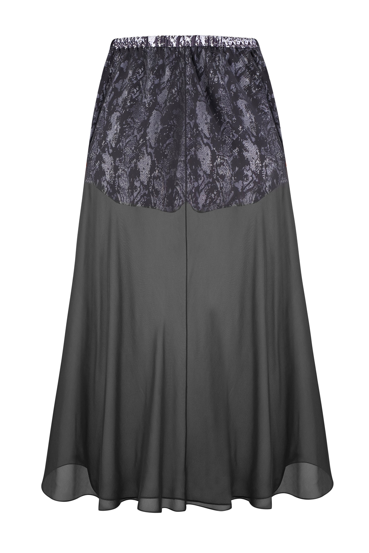 Silk shorts covered with translucent chiffon silk