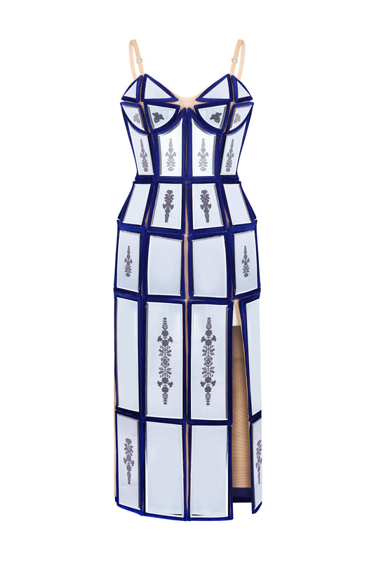 Dress with plates
