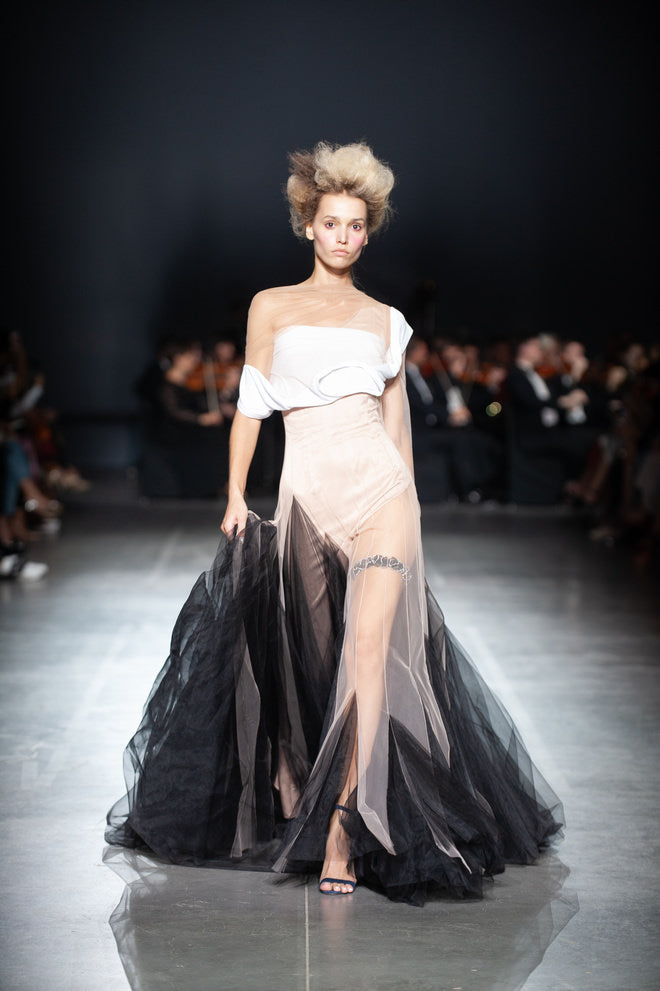 Net dress with one sleeve with separable silk dress