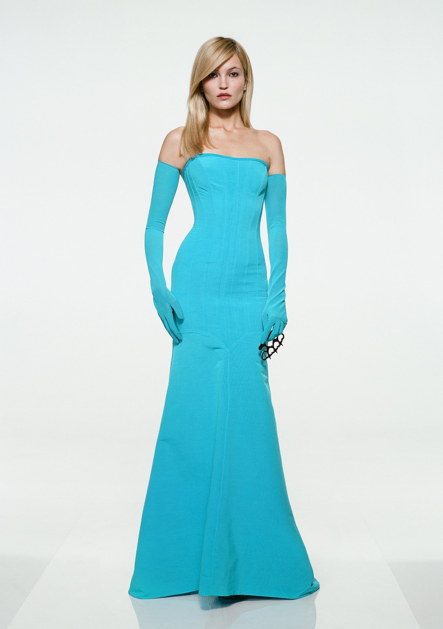 Floor-length corset dress with "Heart" cut