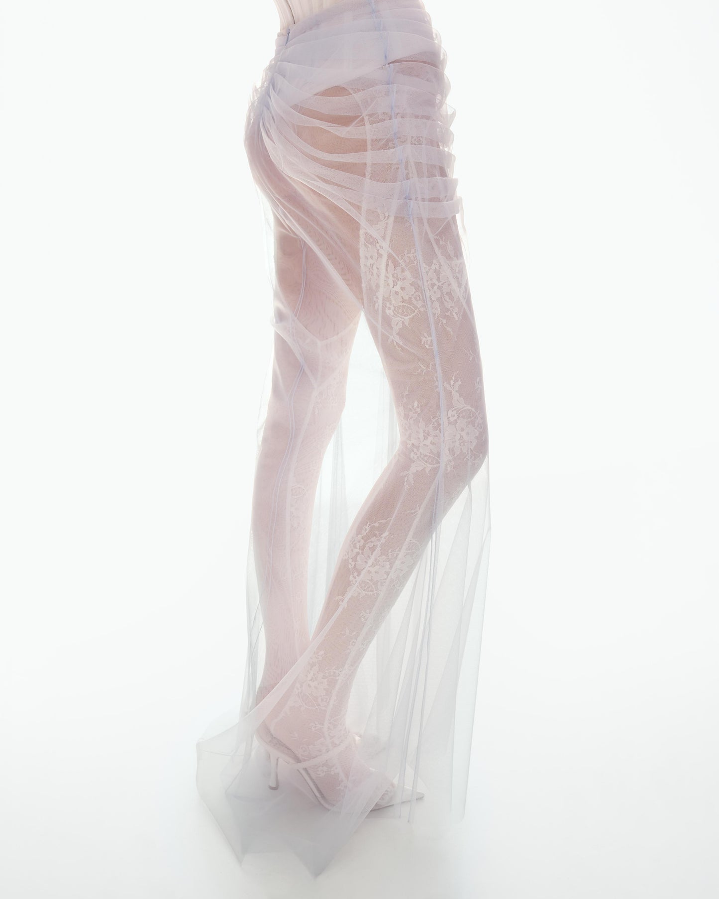 Skirt with tulle