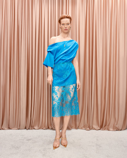 Silk one-shoulder T-Shirt