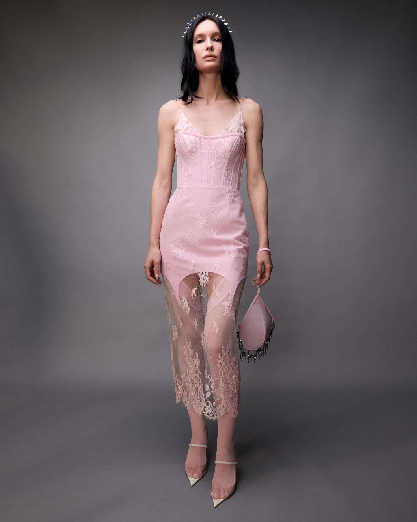 Корсетна сукня покрита мереживом