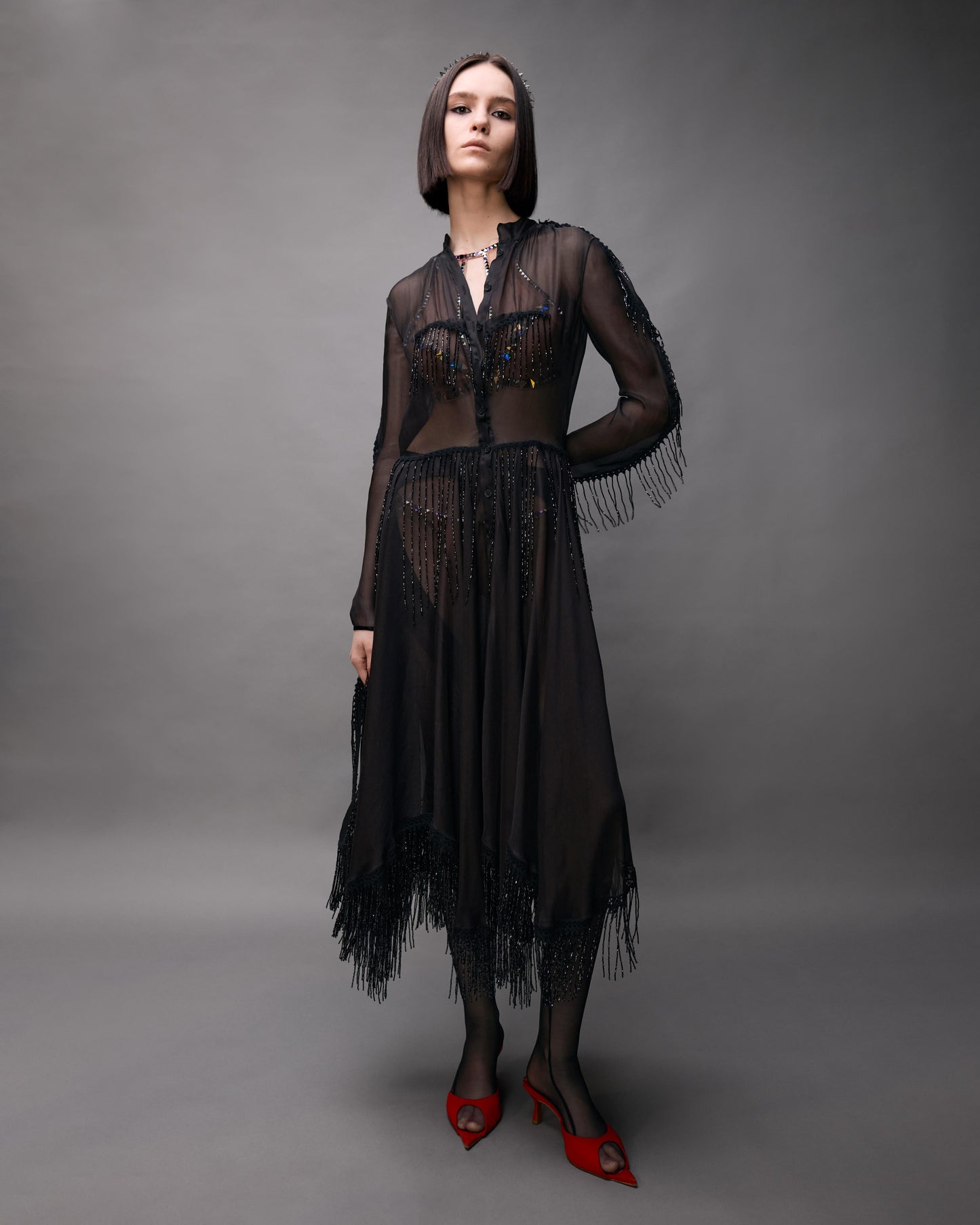 Прозора сукня з бахромою